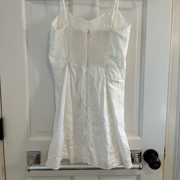 Aritizia Babaton dress - Picture 3 of 4